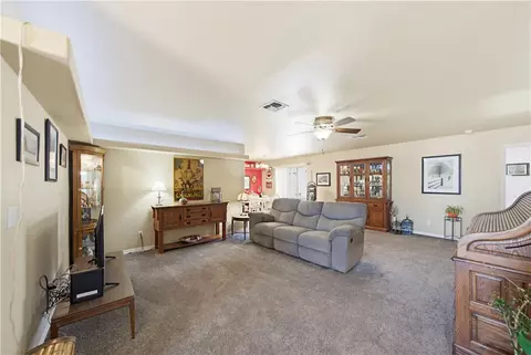 Living - 3920 E Potter Ave, Kingman, AZ 86409 photo 4 of 4