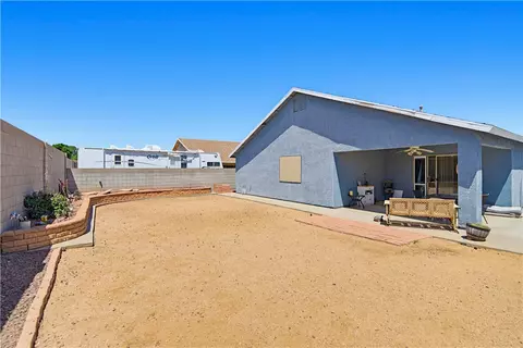 Exterior - 3920 E Potter Ave, Kingman, AZ 86409 photo 6 of 7