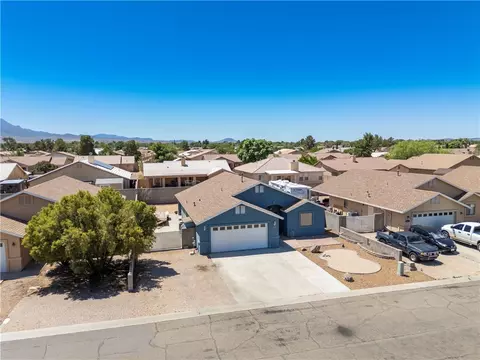 View/Area - 3920 E Potter Ave, Kingman, AZ 86409 photo 4 of 7