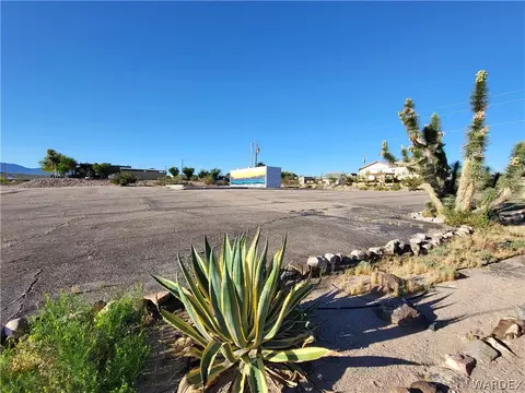 390 E Meadview Blvd, Meadview, AZ 86444