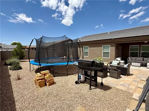Exterior - 2214 Dollarhide Dr, Kingman, AZ 86409 photo 10 of 13