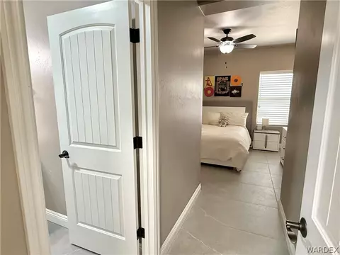 Entry Way - 2214 Dollarhide Dr, Kingman, AZ 86409 photo 3 of 3