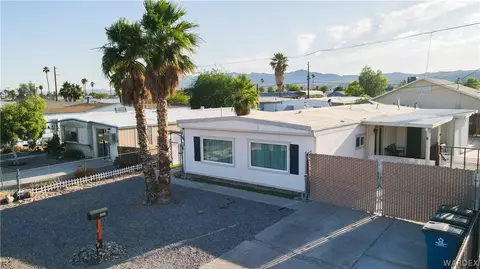 1415 Willow Ln, Bullhead City, AZ 86442