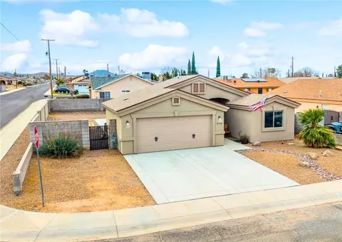 2748 Superba Ave, Kingman, AZ 86401