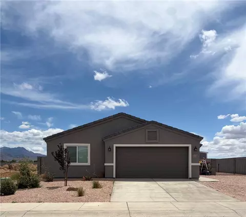 3458 E Cane Dr, Kingman, AZ 86409