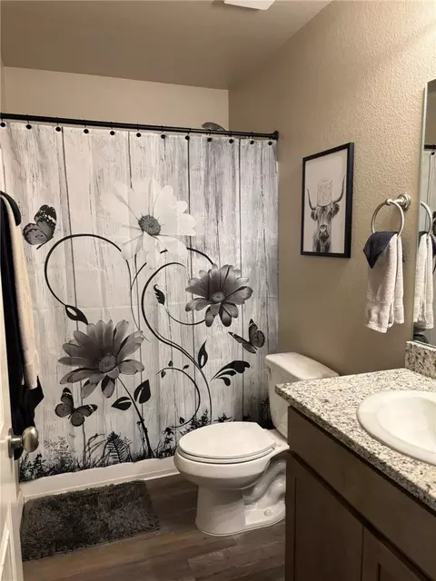 Bath - 3458 E Cane Dr, Kingman, AZ 86409 photo 2 of 2