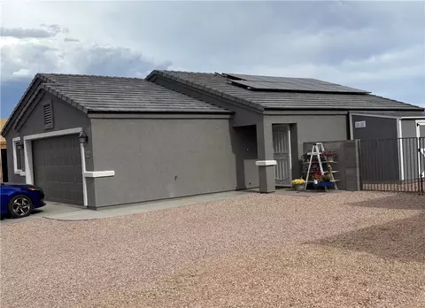 Exterior - 3458 E Cane Dr, Kingman, AZ 86409 photo 2 of 6