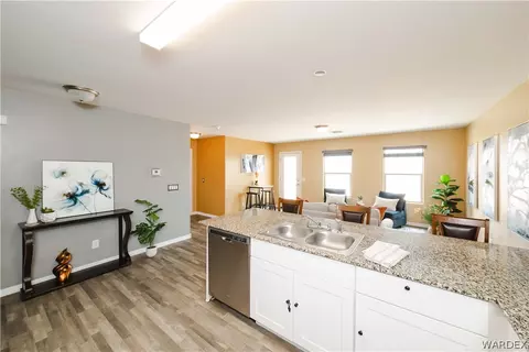 Kitchen - 3671 E Koval Dr, Kingman, AZ 86409 photo 3 of 3