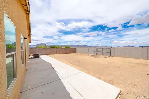 Exterior - 3671 E Koval Dr, Kingman, AZ 86409 photo 19 of 23
