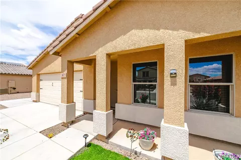 Exterior - 3671 E Koval Dr, Kingman, AZ 86409 photo 9 of 23