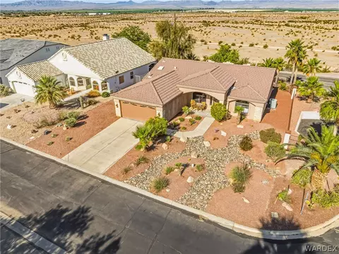 6117 S Lago Grande Dr, Fort Mohave, AZ 86426