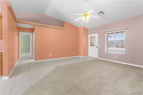 Living - 2158 Ranch Rd, Kingman, AZ 86401 photo 3 of 4