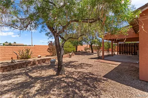 Exterior - 2158 Ranch Rd, Kingman, AZ 86401 photo 7 of 9
