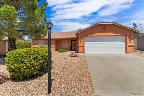 Exterior - 2158 Ranch Rd, Kingman, AZ 86401 photo 8 of 9