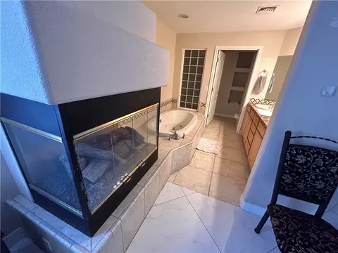 211 Moser Ave #103, Bullhead City, AZ 86429