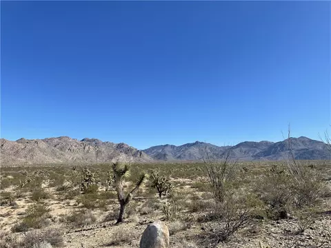 244-07 E 082 E High, Yucca, AZ 86438 photo 3