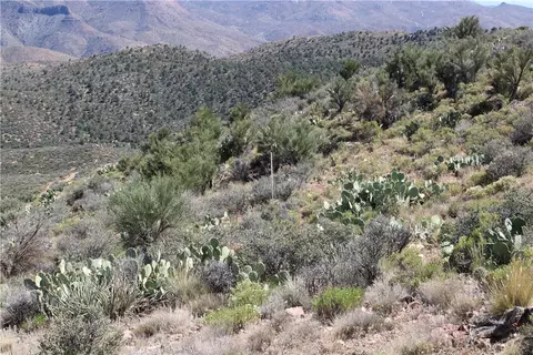 253-08 104 Clove Hitch Hlw, Kingman, AZ 86409