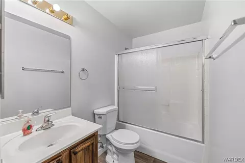Bath - 3271 E Ames Ave, Kingman, AZ 86409 photo 2 of 2