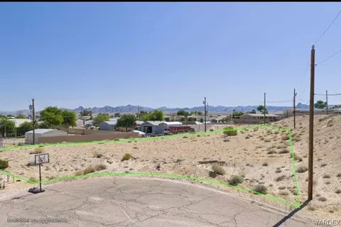 5661 S Gosiute Pl, Fort Mohave, AZ 86426