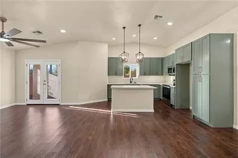 Living - 3534 E Thompson Ave, Kingman, AZ 86409 photo 1 of 3