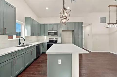 Kitchen - 3534 E Thompson Ave, Kingman, AZ 86409 photo 1 of 1