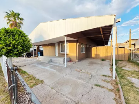 2240 Del Rey Dr, Bullhead City, AZ 86442