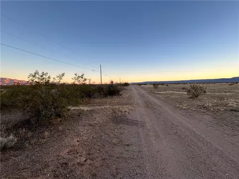 341-04 190b Centennial, Golden Valley, AZ 86413