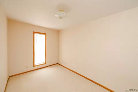Bedroom - 2100 E Valley View Rd, Kingman, AZ 86409 photo 2 of 7
