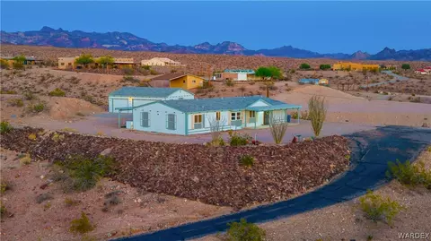 858 La Puerta Rd, Bullhead City, AZ 86429
