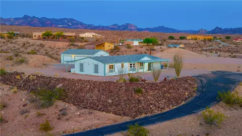 858 La Puerta Rd, Bullhead City, AZ 86429