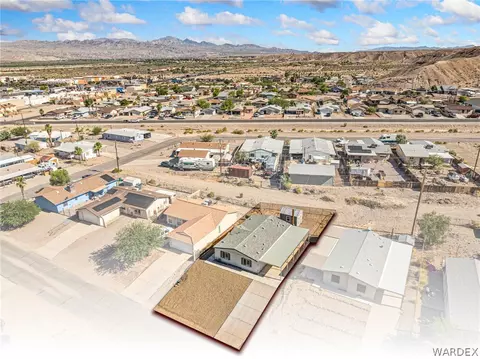 1847 Wendell Ave, Bullhead City, AZ 86442