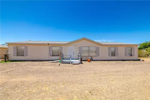 4729 N Stewart Mtn Rd, Golden Valley, AZ 86413
