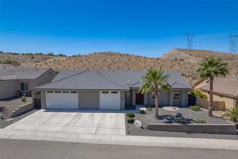 2836 Enclave Dr, Bullhead City, AZ 86429