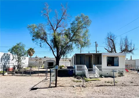 528 Harbor Dr, Bullhead City, AZ 86442