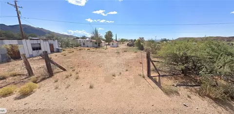33 Schuylkill Ave, Chloride, AZ 86431