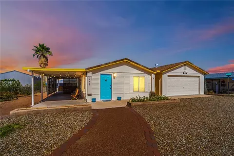 12647 Cerro Colorado Dr, Topock, AZ 86436