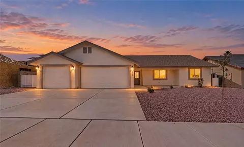 3905 Jewel St, Kingman, AZ 86409