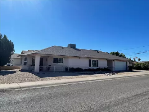 2610 La Salle Ave, Kingman, AZ 86401