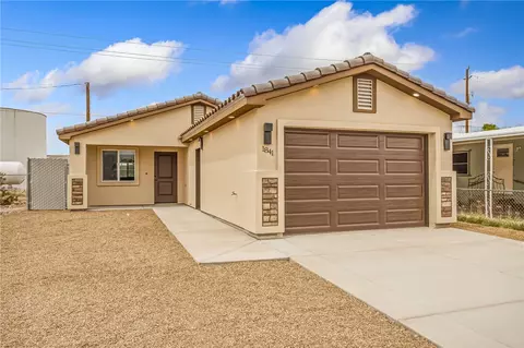 1841 Del Norte Dr, Bullhead City, AZ 86442