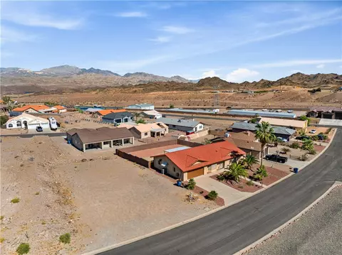 3423 Sunburst Dr, Bullhead City, AZ 86429