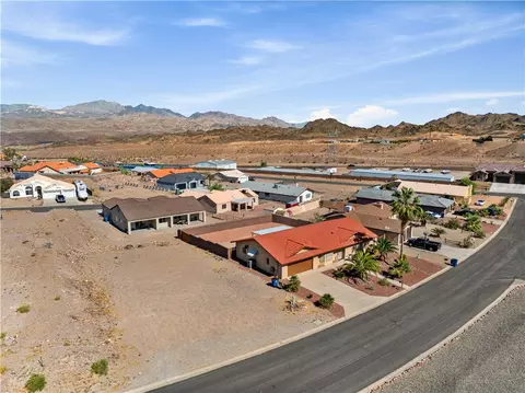 3423 Sunburst Dr, Bullhead City, AZ 86429