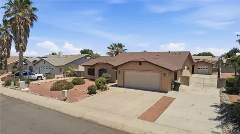 3918 N Eagle Rock Rd, Kingman, AZ 86409