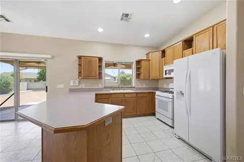 3918 N Eagle Rock Rd, Kingman, AZ 86409 photo 6