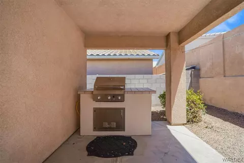 Exterior - 3063 Mallory Loop, Kingman, AZ 86401 photo 4 of 8
