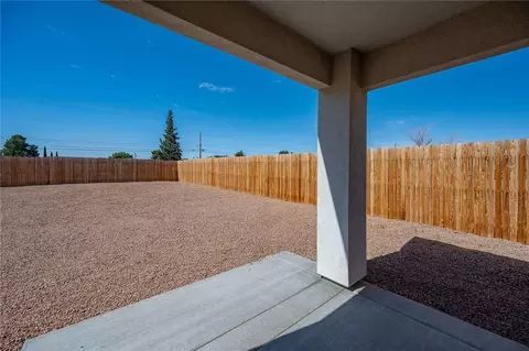 Exterior - 2720 E Devlin Ave, Kingman, AZ 86409 photo 10 of 30