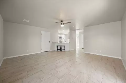 Living - 2720 E Devlin Ave, Kingman, AZ 86409 photo 1 of 4
