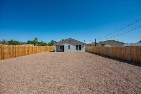 Exterior - 2720 E Devlin Ave, Kingman, AZ 86409 photo 19 of 30