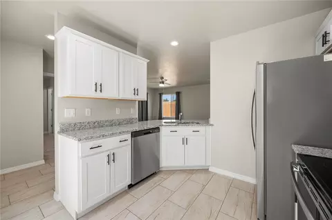 Entry Way - 2720 E Devlin Ave, Kingman, AZ 86409 photo 3 of 5