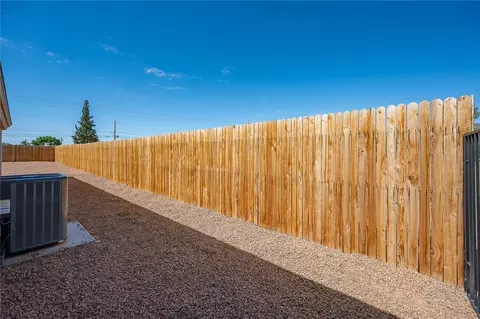 Exterior - 2720 E Devlin Ave, Kingman, AZ 86409 photo 15 of 30