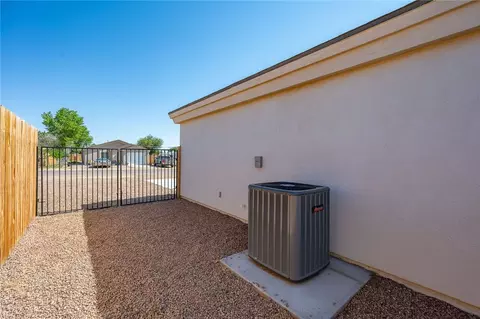 Exterior - 2720 E Devlin Ave, Kingman, AZ 86409 photo 14 of 30